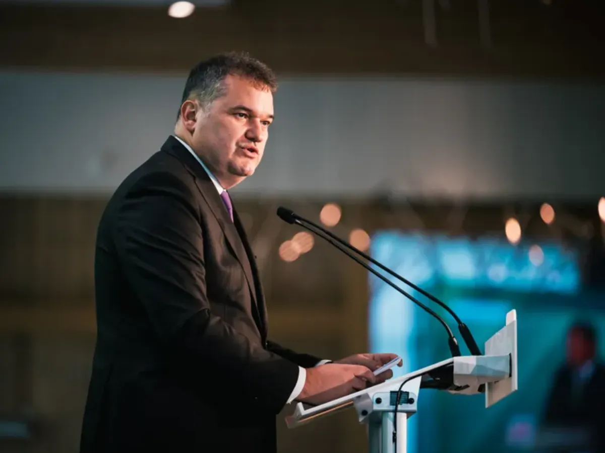 Cseke Attila: Autoritățile locale pot alege între diminuarea cheltuielilor salariale sau tăierea posturilor