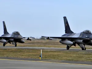 SUA ridică în aer avioane F-16 pentru a descuraja un nou război în Europa. Ce țară e amenințată? - Foto: Profimedia Images