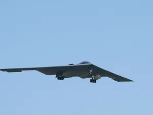 Cum se pregătesc piloții SUA pentru misiuni de 40 de ore cu B-2, bombardierul de 2.000.000.000$i - Foto: Profimedia Images