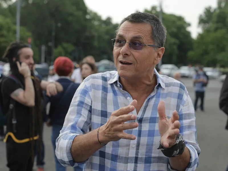 Bogdan Stanoevici, în timpul unui protest anti-mascăFoto: INQUAM Photos/ Octav Ganea