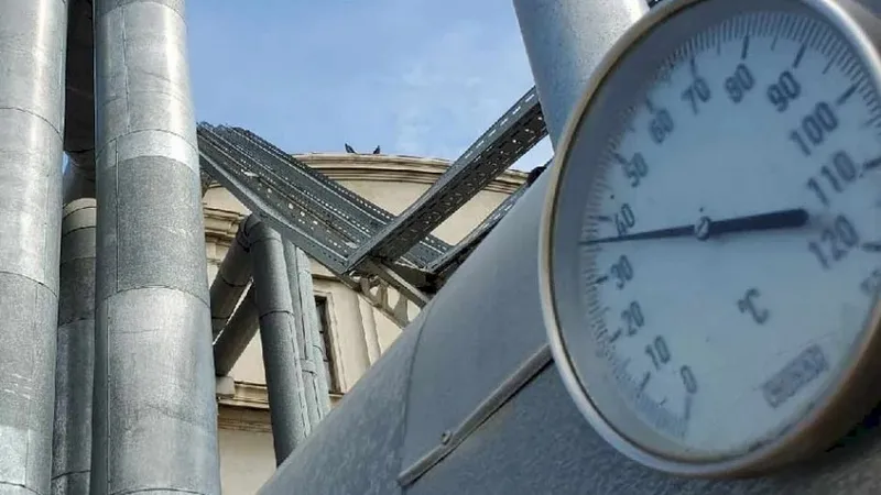 De când se oprește căldura în București - Foto: Facebook/Termoenergetica - cu rol ilustrativ