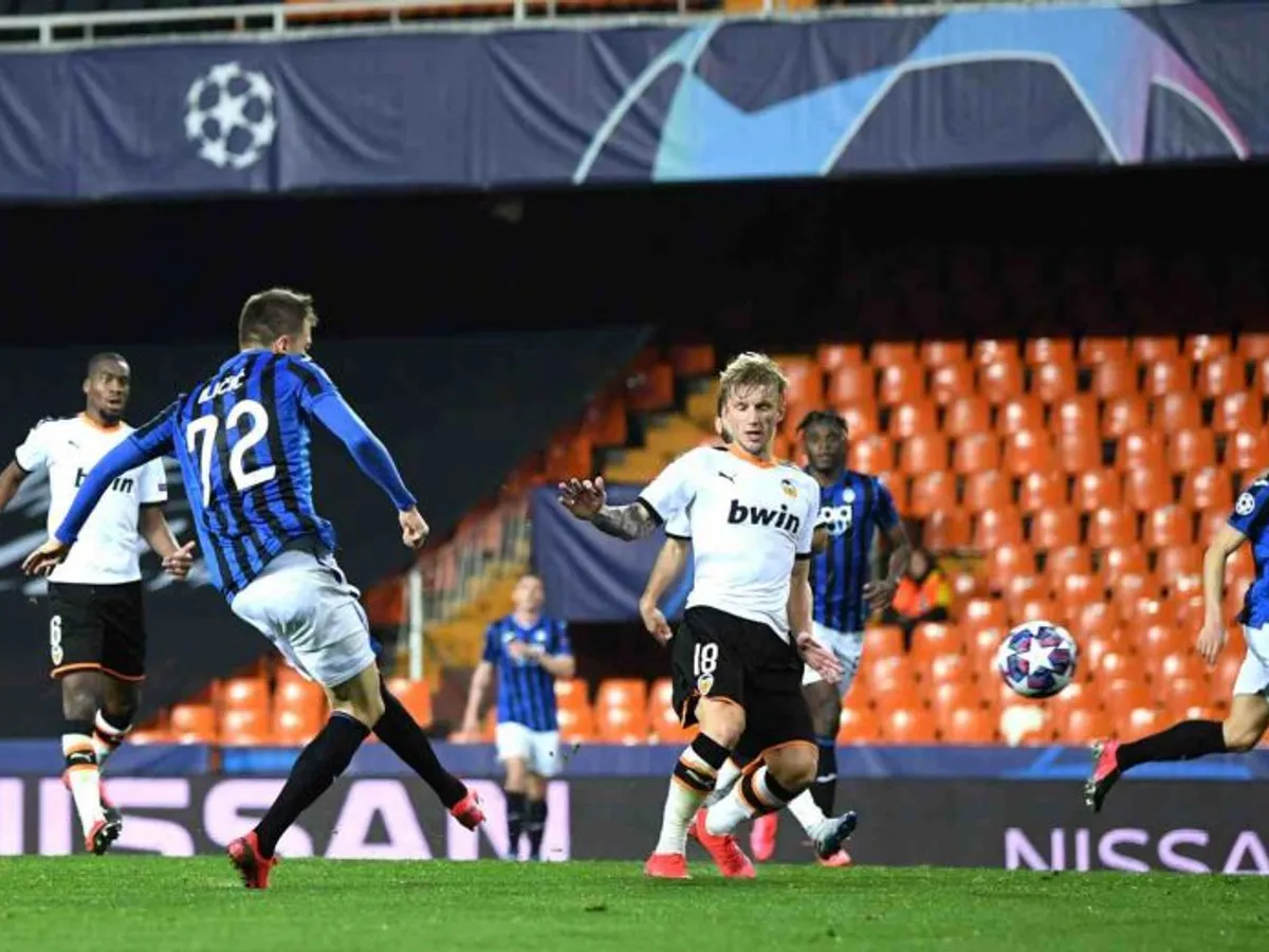 Meciul Atalanta - Valencia. Foto: Reuters via straitstimes.com