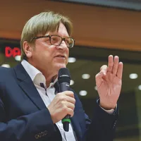 Europarlamentarul Guy Verhofstadt, cel care a propus excluderea Poloniei și a Ungariei din planul de redresare economică/FOTO: Facebook