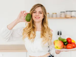 O dietă bogată în fructe și legume duce la un somn mai odihnitor noaptea. Efecte vizibile după o zi - Foto: Freepik (Imagine cu rol ilustrativ)
