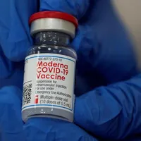 Agenția Europeană pentru Medicamente dă undă verde pentru vaccinul Moderna/FOTO: Reuters