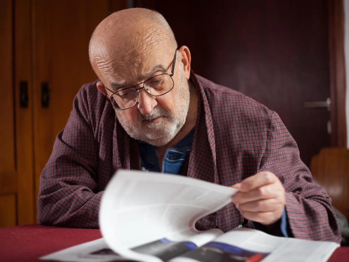 Un pensionar cu grupe obligă Casa de Pensie să îi crească punctajele la pensie cu 50%. Unde a muncit? Cîți ani