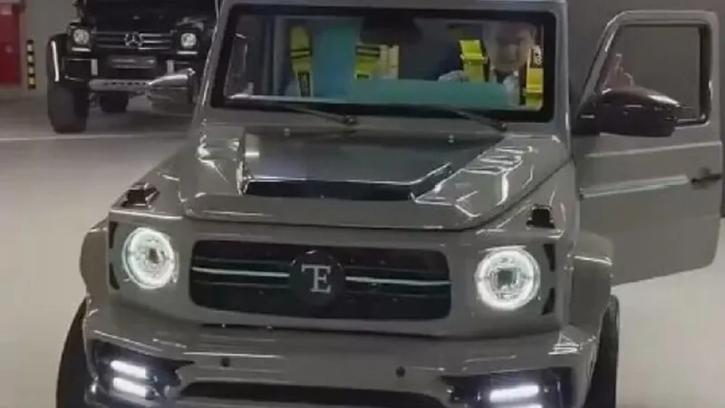VIDEO Rusia vinde mini SUV-uri Mercedes G-Wagon pentru adolescenți - Foto: captură Facebook
