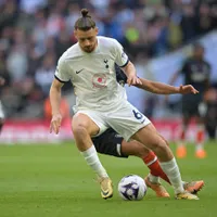 Radu Drăguşin a declanşat conflictul cu Ange Postecoglu, la Tottenham Hotspur - Foto: Profimedia Images