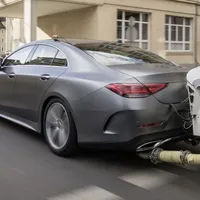 Pentru a măsura RDE, autovehiculele sunt echipate cu sisteme portabile de măsurare a emisiilor (PEMS) care asigură o monitorizare în timp real a emisiilor poluante cheie.