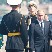 Președintele Rusiei, Vladimir Putin, un vajnic  continuator al rețetelor  sovietice de propagandă neagră