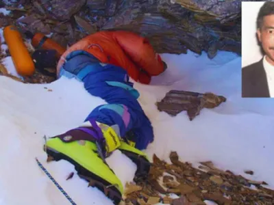„Green Boots” ar putea ajunge acasă. Plan pentru recuperarea celei mai macabre „borne” de pe Everest: un alpinist mort acum 30 de ani