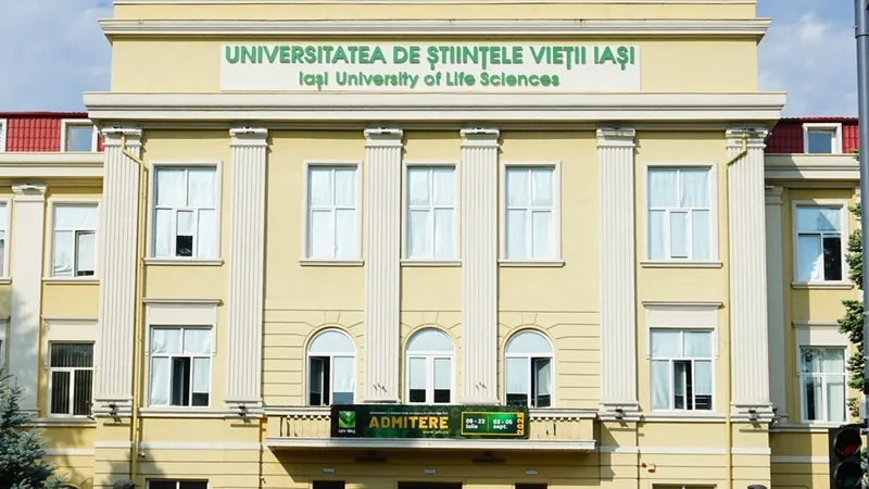Anchetă la o universitate din Iaşi. O profesoară ar fi folosit un dispozitiv anti-bruiaj la examene - Foto: Facebook / Universitatea de Ştiinţele Vieții „Ion Ionescu de la Brad” Iaşi