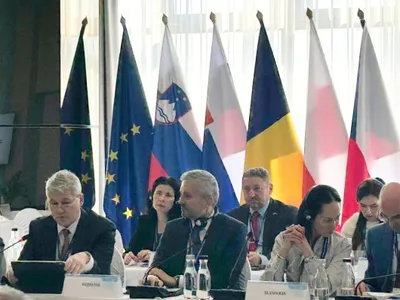 Cătălin Predoiu la Forumul de la Salzburg - Foto: MAI