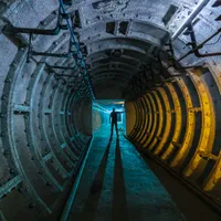 Putin cheltuie 1.700.000.000 $ pentru repararea buncărelor sovietice. Se pregătește de război - Foto: Profimedia Images (imagine cu rol ilustrativ)