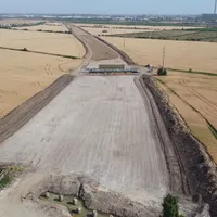 Cum avansează lucrările pe drumul de legătură Centura Oradea - Autostrada Transilvania. / Foto: captură video