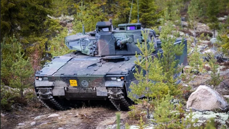 România cumpără de urgență 300 de vehicule blindate de 3.000.000.000€ - Foto: defence-ua.com (imagine cu caracter ilustrativ)