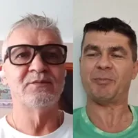Fotbalistul „de aur”, Iulian Chiriță, care a cântat cu Adi Minune și Vijelie și a primit o Dacie de la Fane Spoitoru, i-a povestit fostului coleg Robert Niță întâmplări din tinerețe Foto: captură Youtube