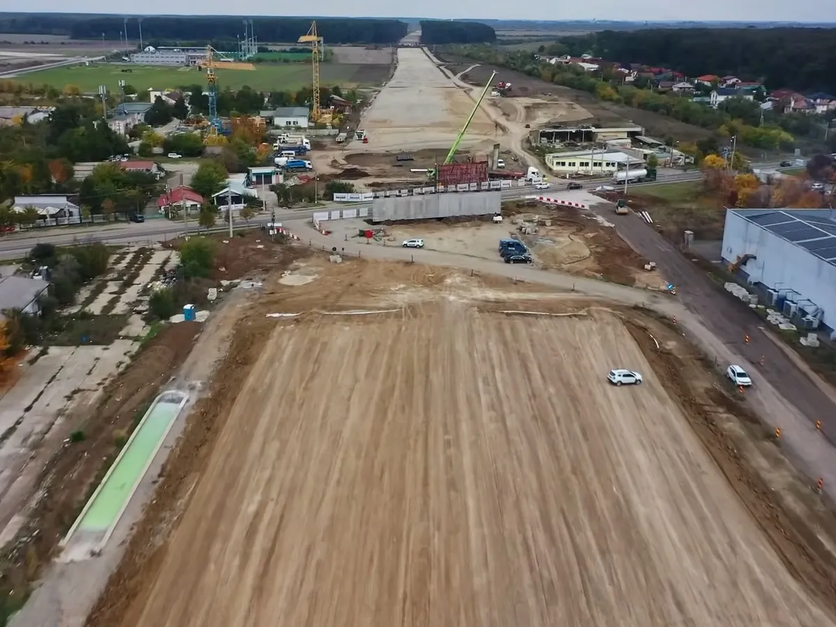 Cum merg lucrările pe ciotul autostrăzii A0 Mogoșoaia - Corbeanca - Foto: Facebook / Asociația Pro Infrastructură