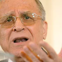 Ion Iliescu a fost pus sub acuzare pentru dosarul Mineriadei. Procurorii, la ușa lui Iliescu. Foto: profimediaimages.ro