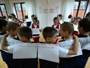 Statistică oficială. Copiii din România, Bulgaria și Spania, cei mai amārâţi din Europa - Foto: Profimedia images