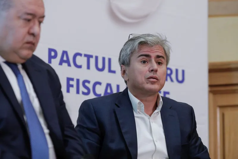 Gabriel Biriş, la lansarea Pactului pentru Fiscalitate 2022 - Foto: INQUAM PHOTOS/George Călin