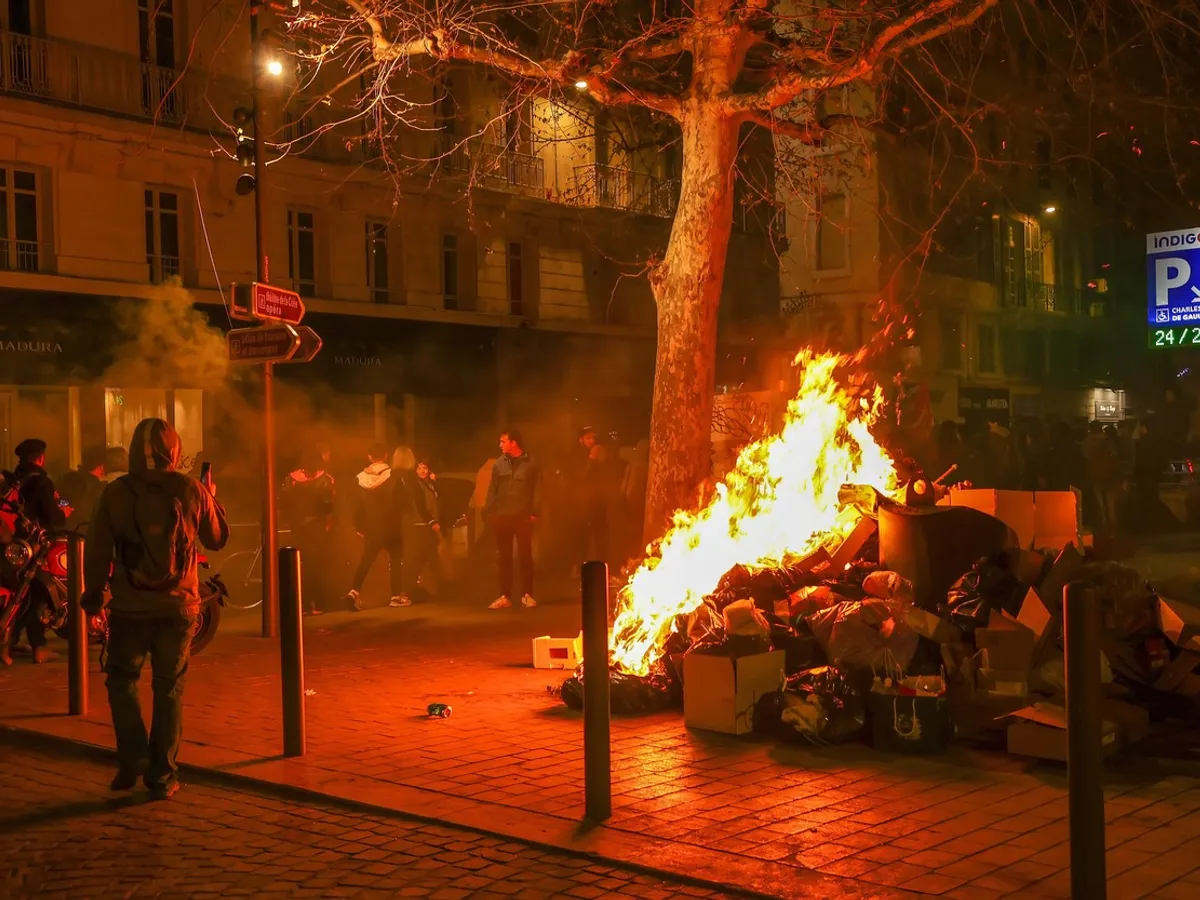 Imagini d ela un protest împotriva violenței poliției în Marsilia Foto: profimediaimages.ro