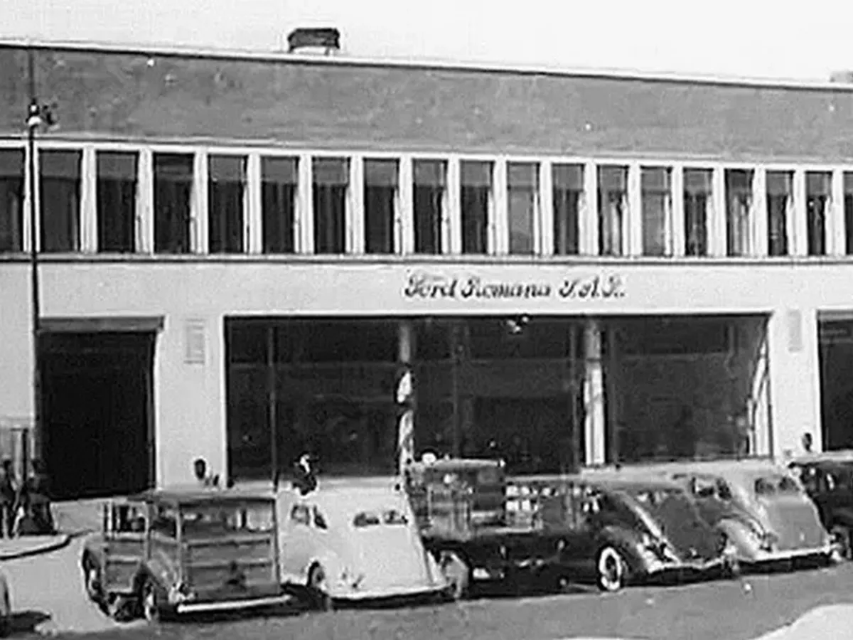 Hala Ford din Floreasca - Foto: Facebook