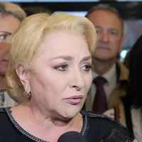 Viorica Dăncilă a demonstrat că are probleme cu limba română și când citește Foto: INQUAM Photos/ Raul Stef