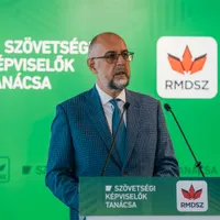 Vicepremierul Kelemen Hunor are o soluție pentru certificatul verde. FOTO: Facebook
