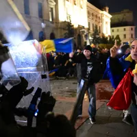 Simion și Potra instigă la violențe după blocarea candidaturii lui Georgescu: Ieșiti cu arme de foc - Foto: Profimedia images