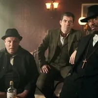 Un actor din Peaky Blinders a murit. „Titanul literaturii britanice” a părăsit școala la 13 ani Foto: Profimedia Images (fotografie cu caracter ilustrativ)