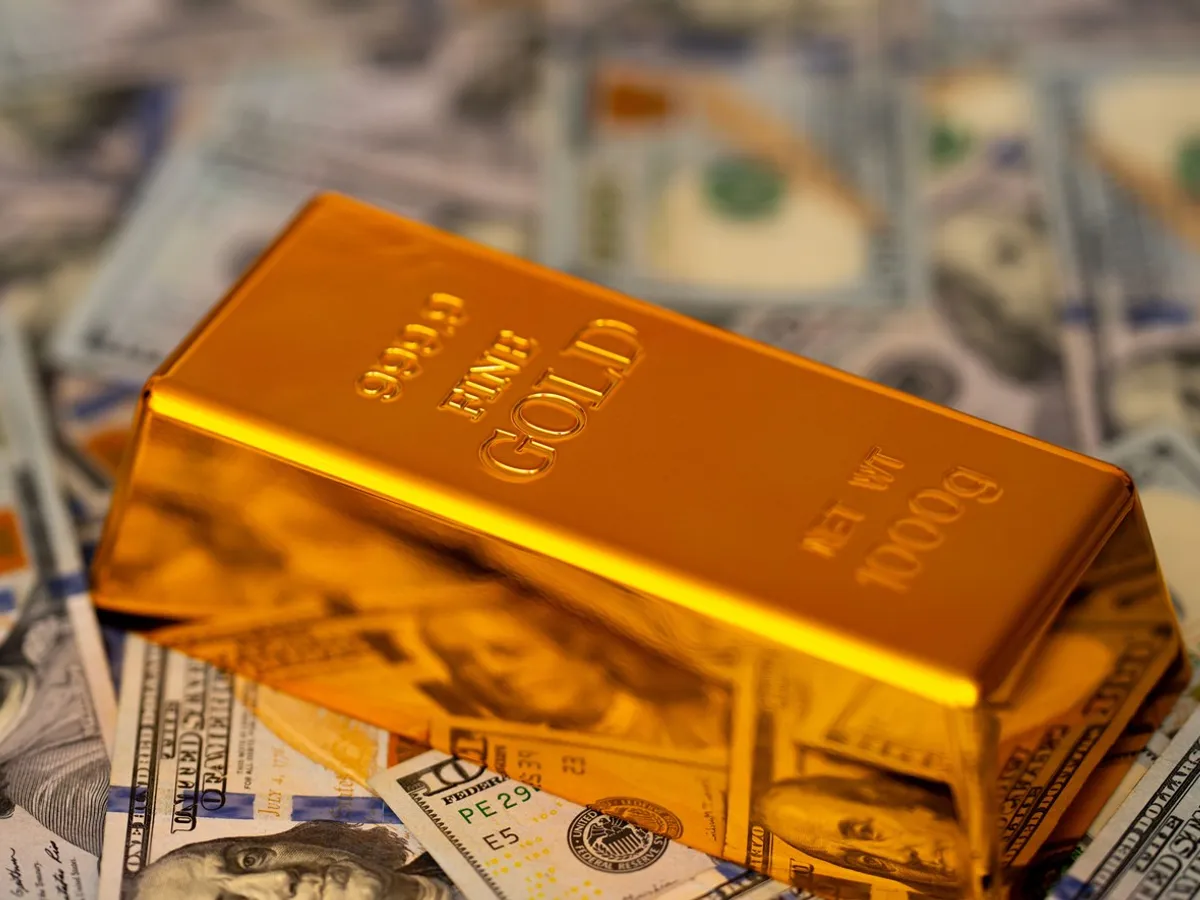 De ce nu a crescut aurul după escaladarea războiului din Orient și la cât ar putea ajunge prețul per gram