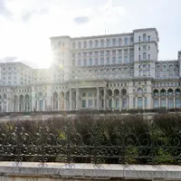 Pentru expulzarea unui tunisian, România va plăti 5.000 de euro/FOTO: unsplash.com