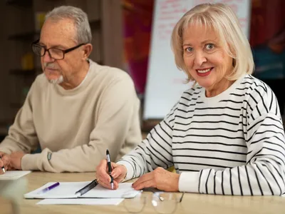 Pensionari - Foto: Magnific (Imagine cu rol ilustrativ)