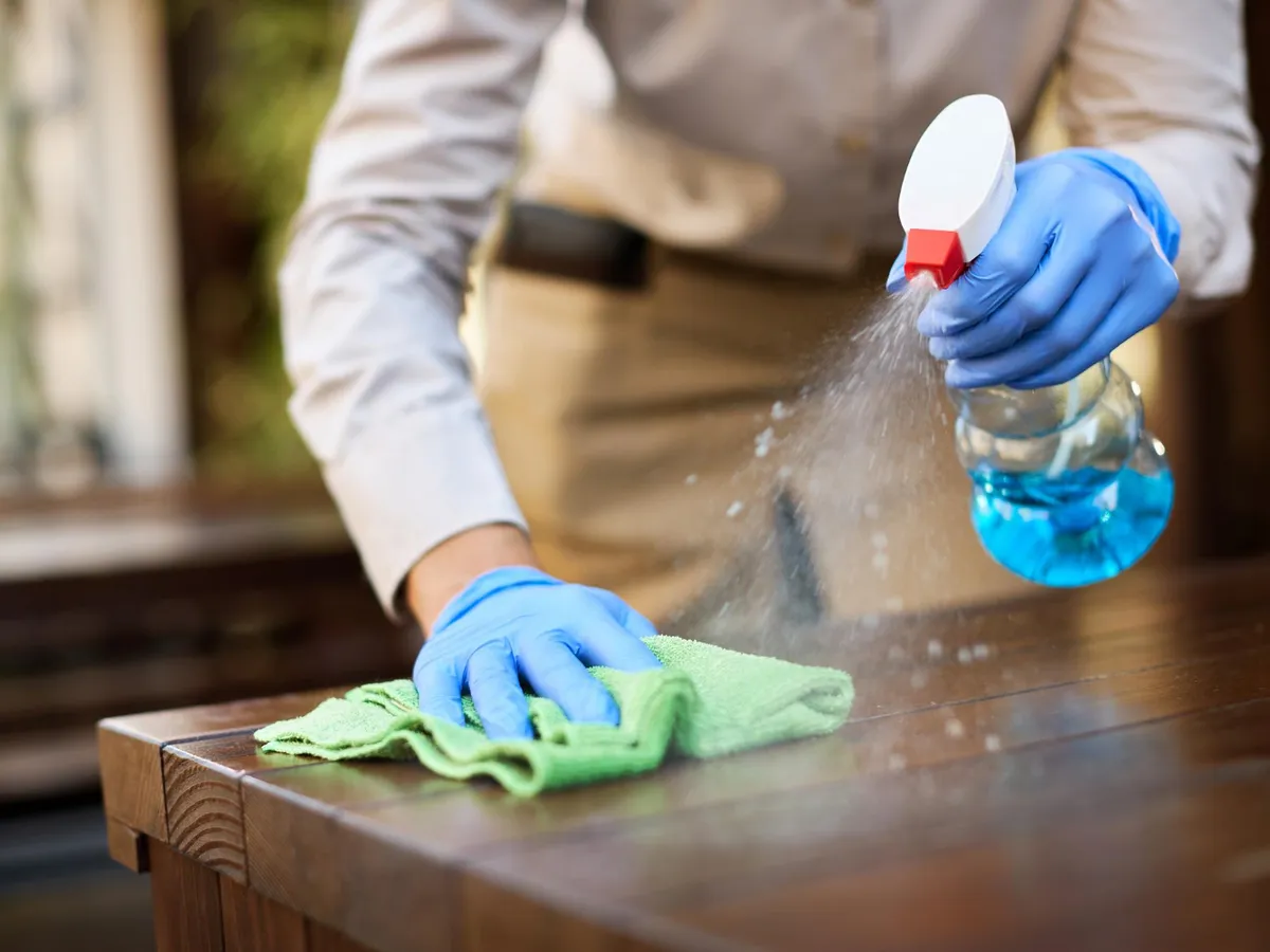 Curățenia de primăvară, făcută mai simplu: soluțiile naturale care fac minuni și costă 2 lei