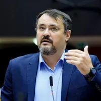 WWF România îi atrage atenția lui Ghinea că poate risipi 1,5 miliarde € din PNRR pentru păduri/FOTO: Facebook/Cristian Ghinea