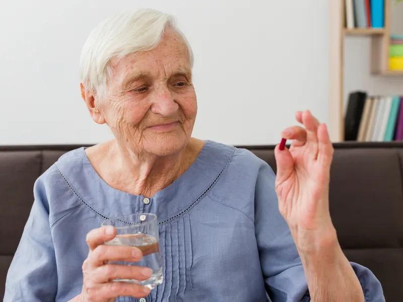 Știrea că se vor plăti asigurări de sănătate la toate pensie a panicat pensionarii. Ce e adevărat? - Foto: Freepik