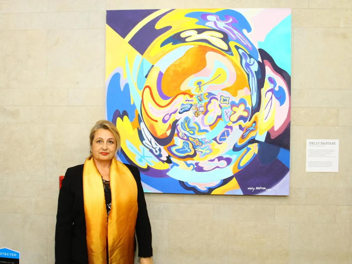 Daniela Jinga este o iubitoare de artă și o susținătoare a artiștilor români