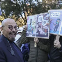 De ce o regretă Piedone pe Firea? Ce spune despre retragerea din cursa pentru Primărie? - Foto: INQUAM PHOTOS / Sabin Cirstoveanu