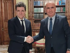 Nicușor Dan s-ar putea întâlni astăzi cu Ilie Bolojan. Când se va forma noul Guvern? - Foto: Facebook / Nicușor Dan