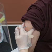 Turcia începe administrarea celei de-a treia doze de vaccin anti -Covid-19, lucrătorilor sanitari/FOTO: Unsplash
