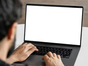 Primăria Sector 3, interacțiune cu cetățenii numai online. Semnătura electronică de 32€, obligatoriee - Foto: Freepik