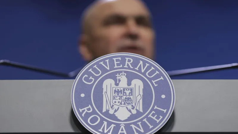 Premierul Ilie Bolojan, în conferinţă de presă, la prezentarea Pachetului 2 de reforme - Foto: INQUAM PHOTOS/Octav Ganea