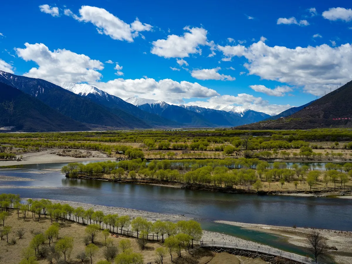 Zona cu hidrocentrala