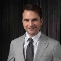 Sebastian Burduja, despre şansele la primar general: "Nu-mi place să comentez sondaje" - Foto: Facebook/Sebastian Burduja