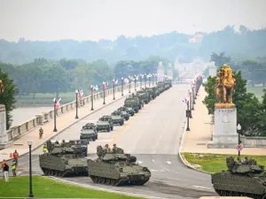 Paradă militară grandioasă, ca la Moscova, la Washington, de ziua US Army și a lui Trump - Foto: Profimedia Images