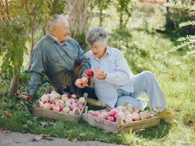 Casa de Pensii face o bucurie pensionarilor de Paște. Pensiile, virate cu 4 zile mai devreme. Care e motivul?