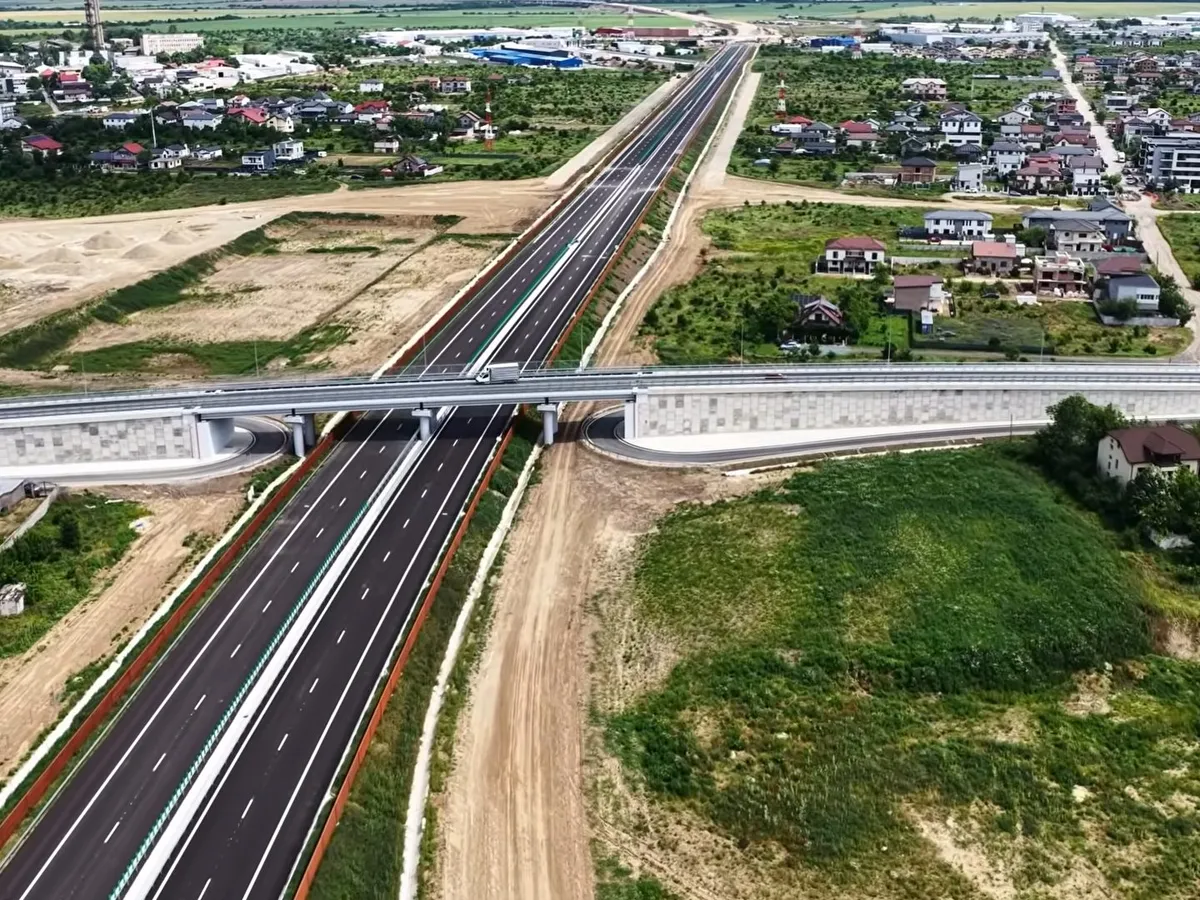 Două sectoare din autostrada A8 și unul din A7 au rămas fără contracte. Pierdem miliarde de euro?