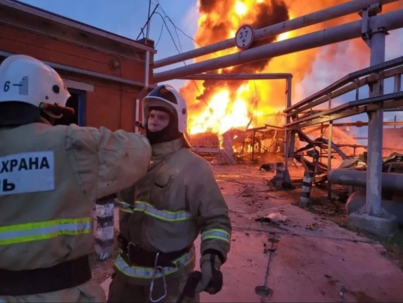 Ucraina a distrus depozitul de petrol din portul Temriuk - Foto: Profimedia Images