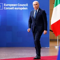 Bolojan convoacă CSAT. Războiul din Ucraina și implicațiile pentru România, pe masa discuțiilor - Foto: Profimedia images